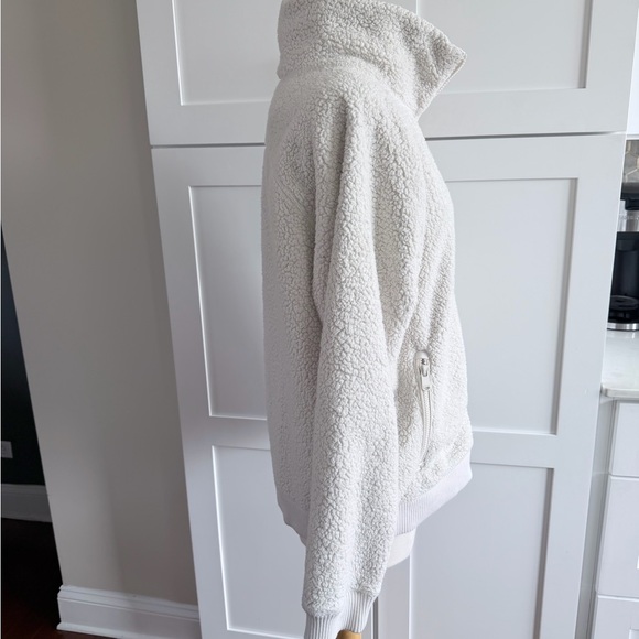 Athleta Tugga Sherpa Jacket in Ivory Medium - Picture 3 of 8